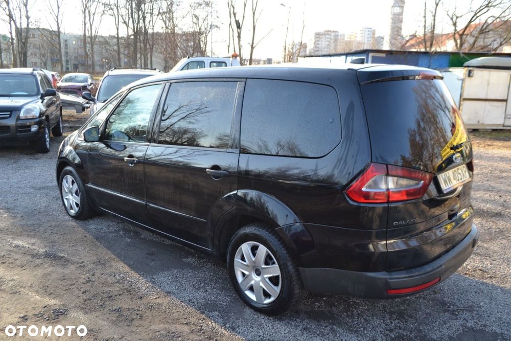 Ford Galaxy - 4