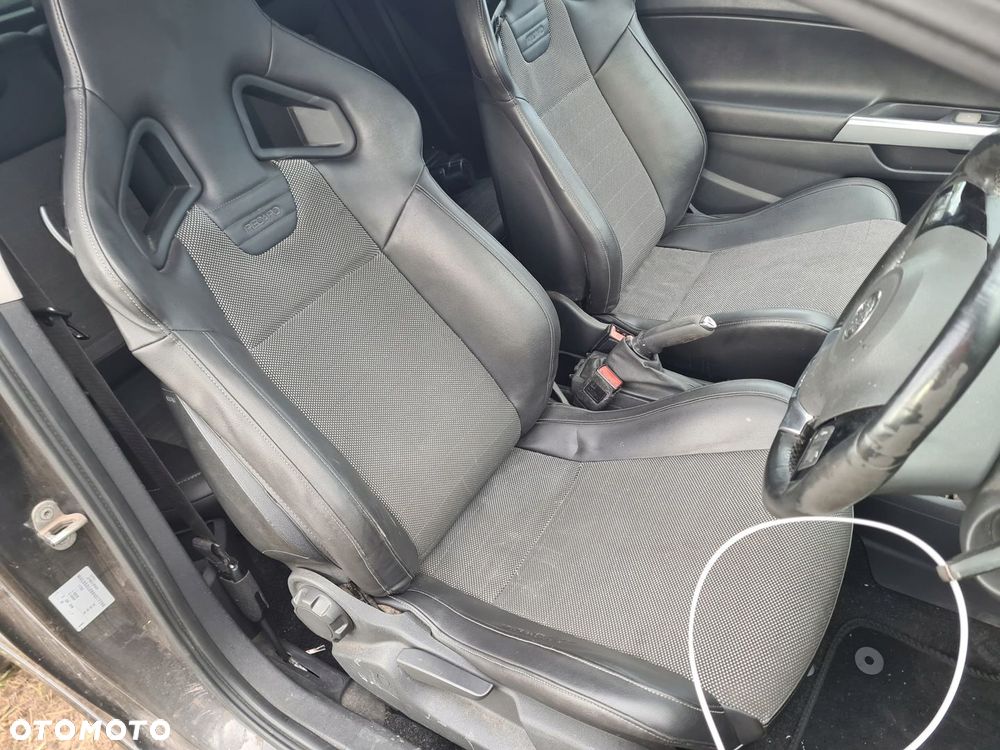 FOTEL FOTELE KANAPA RECARO OPEL CORSA D OPC - 11