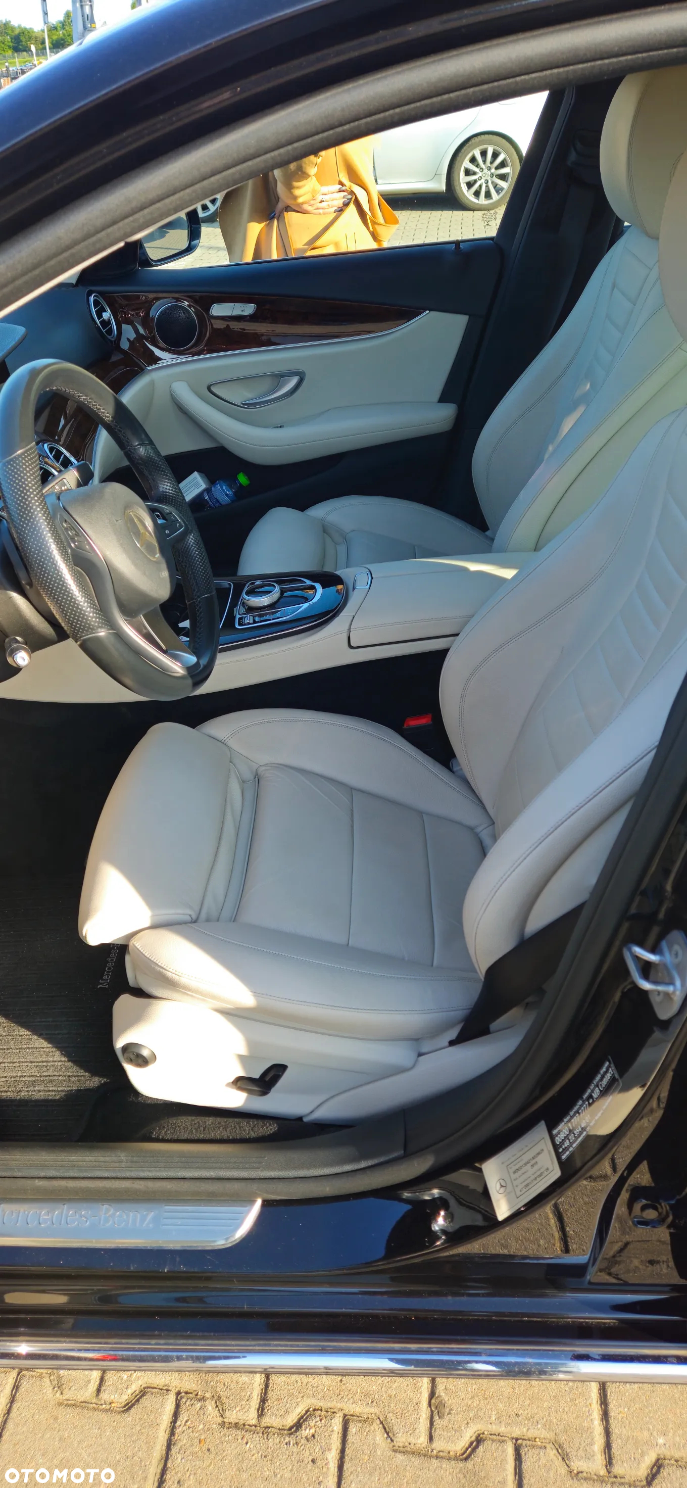 Mercedes-Benz Klasa E 200 9G-TRONIC - 14