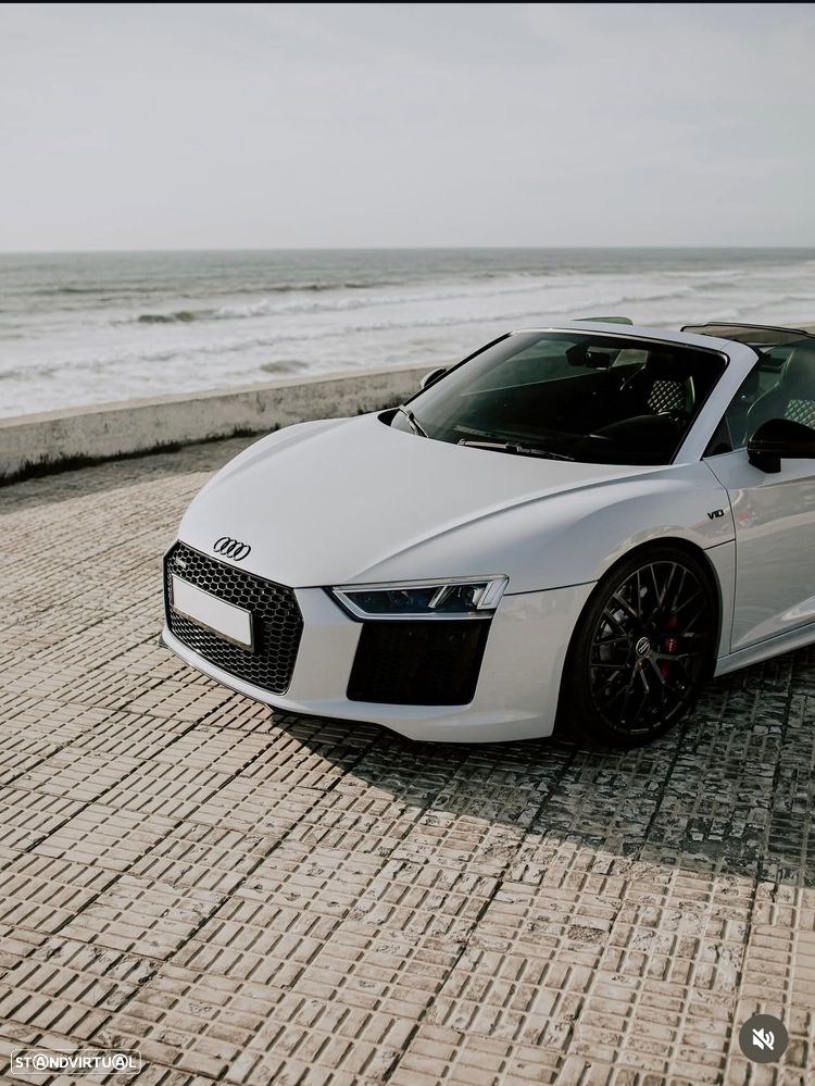Audi R8 Spyder V10 plus 5.2 FSI quattro S tronic - 1