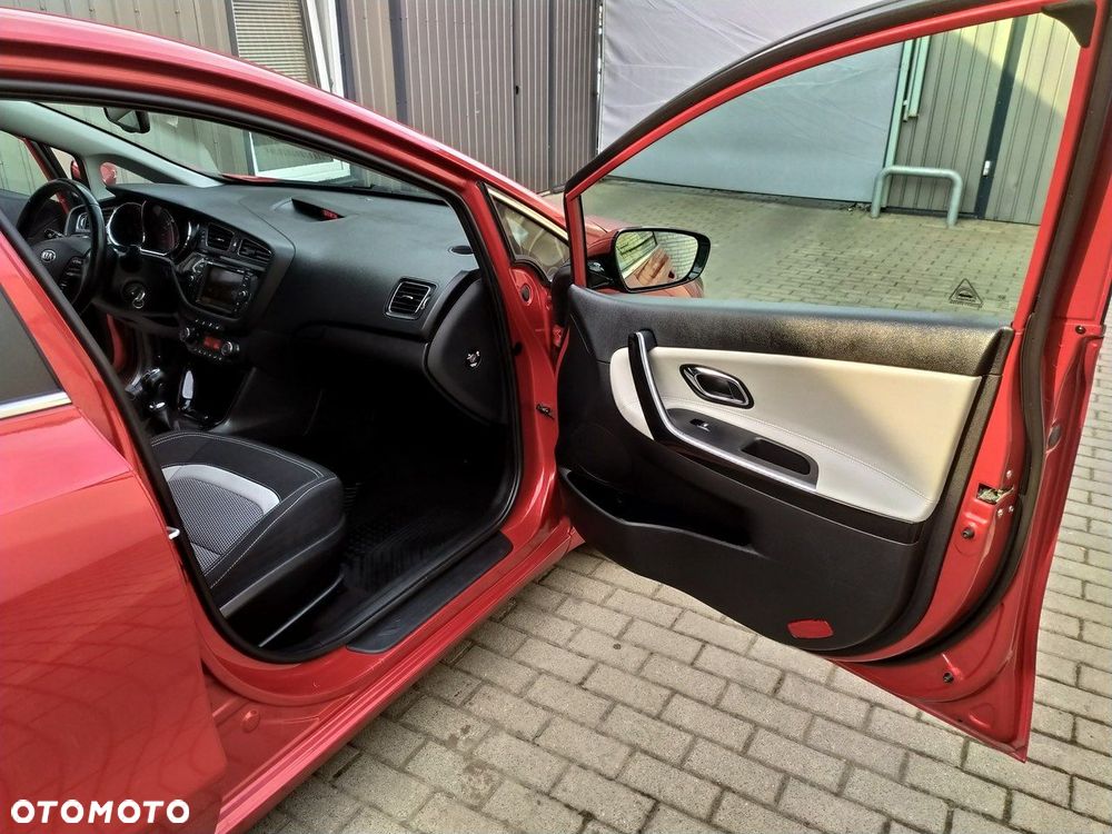 Kia Ceed 1.6 GDI Business Line - 23