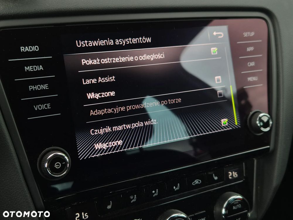 Skoda Octavia 2.0 TDI 4x4 Style DSG - 18