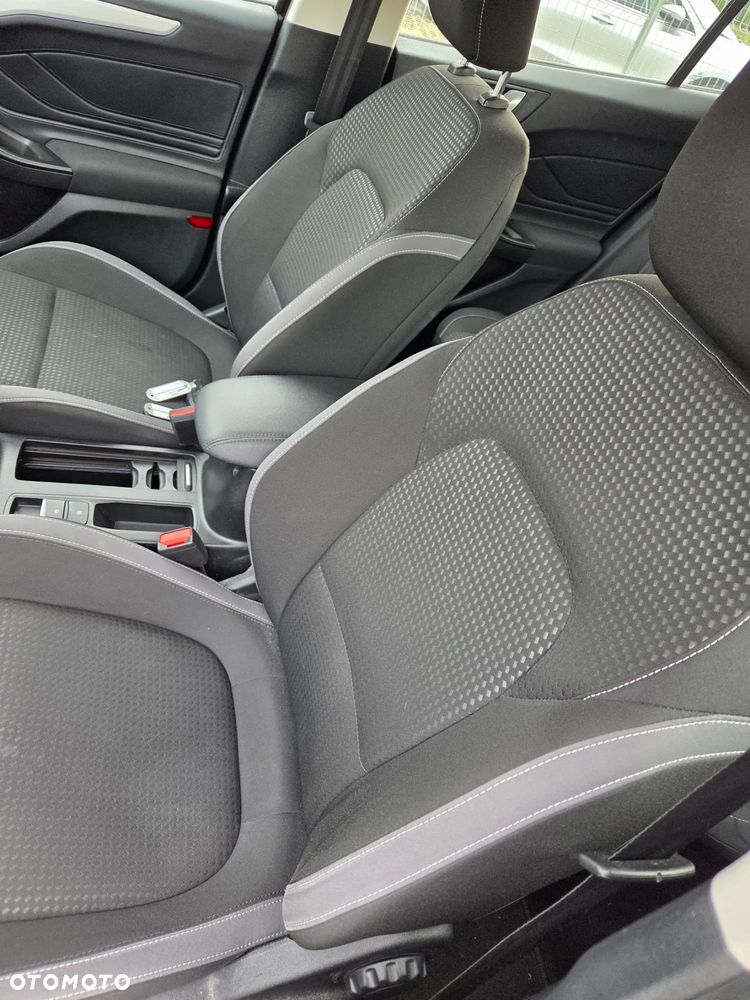 Ford Focus 1.0 EcoBoost Start-Stopp-System TITANIUM X - 6