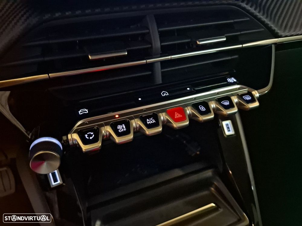 Peugeot e-208 51 kWh Allure — fotografia 19