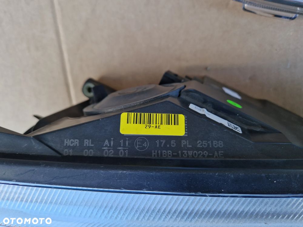 FORD FIESTA MK8 LAMPA REFLEKTOR PRAWA LEWA PRZÓD PRZEDNIA KOMPLET H1BB13W029 - 6
