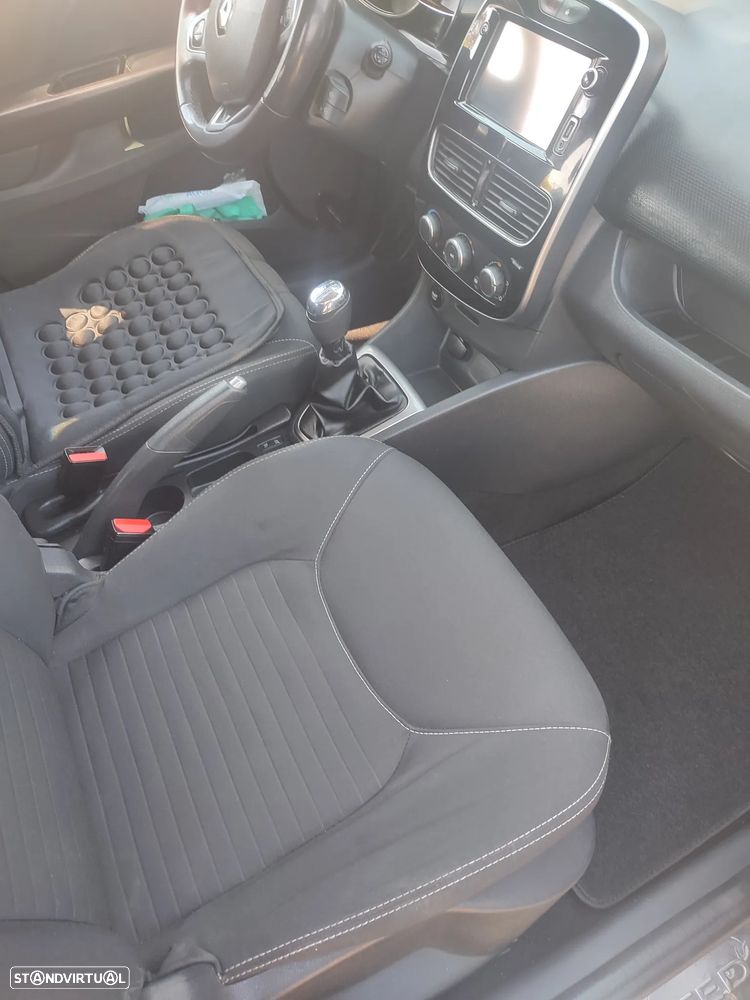 Renault Clio Sport Tourer 1.5 dCi Limited - 3
