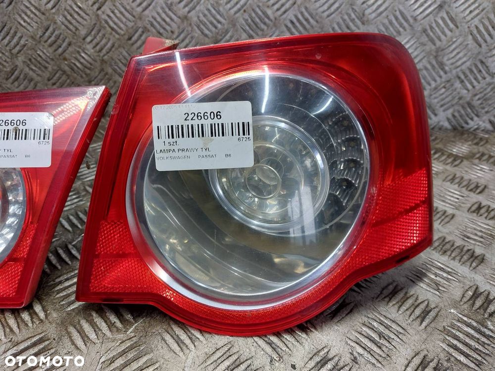 LAMPA PRAWY TYŁ VOLKSWAGEN PASSAT B6 SEDAN 3C5945093C 3C5945094C 3C5945096C - 6