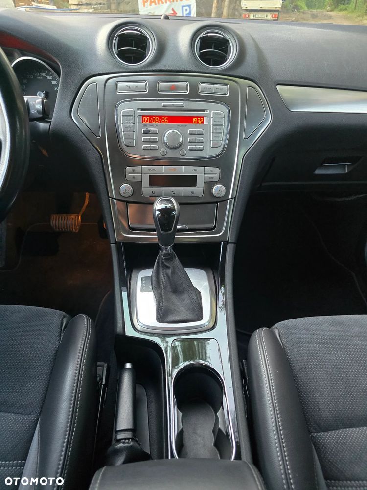 Ford Mondeo 2.0 TDCi Titanium S - 16