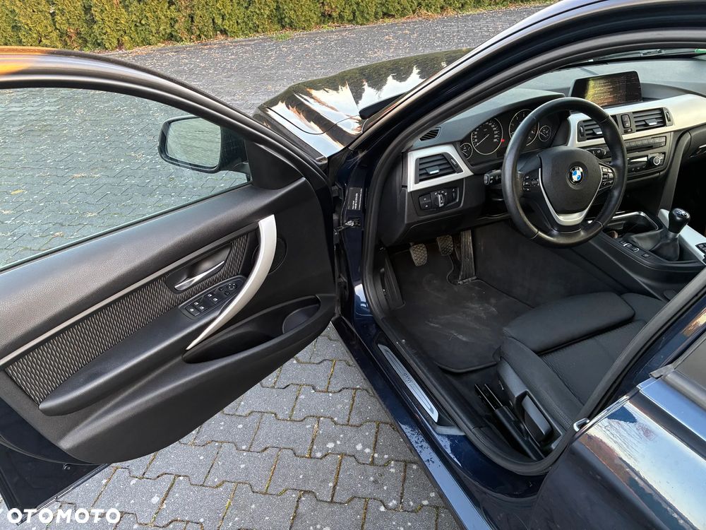 BMW Seria 3 320d Efficient Dynamics Edition Blue Perf - 9