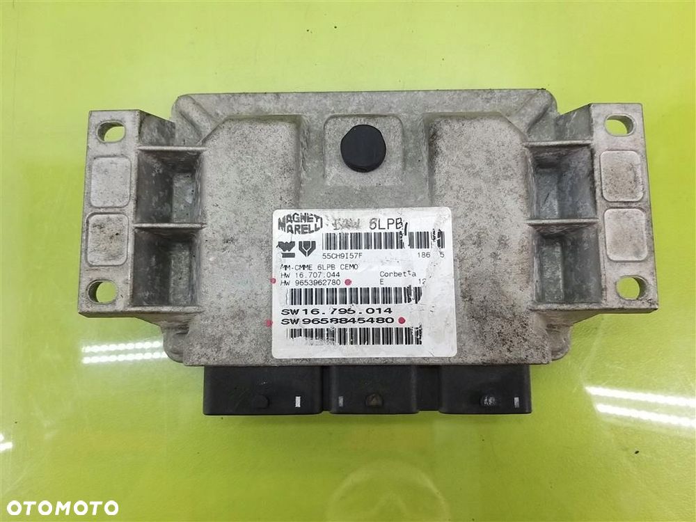 Komputer sterownik silnika Citroen C5 I FL 2004-2008 R 2,0 B 9653962780 - 1