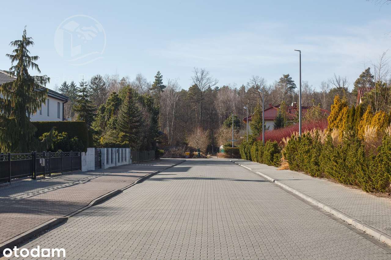 Przestronne 42 m² z tarasem, klimą i parkingiem