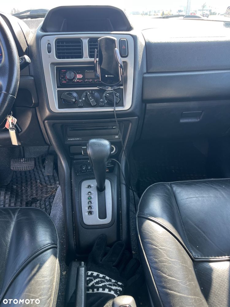 Mitsubishi Pajero Pinin - 8