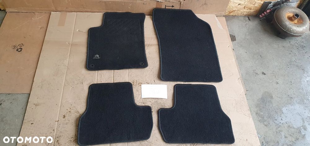 Dywaniki wycieraczki wykładziny Citroen C3 II - 1