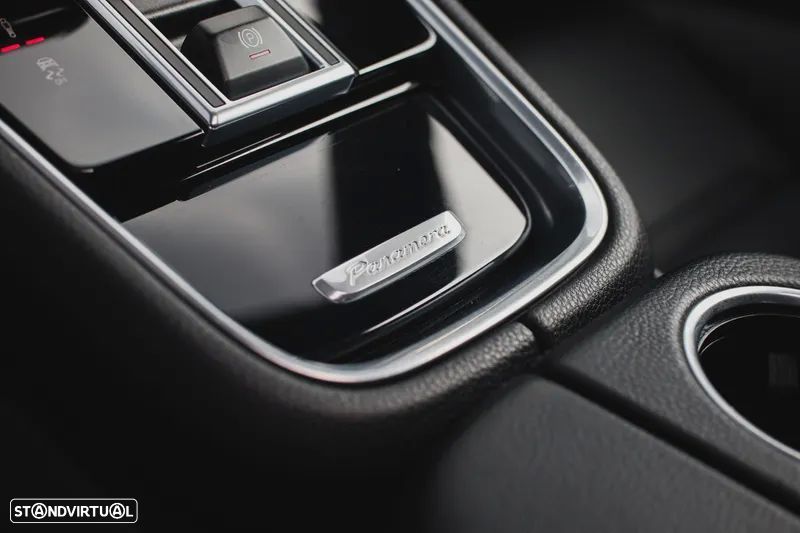 Porsche Panamera Sport Turismo 4 E-Hybrid Platinum Edition - 60