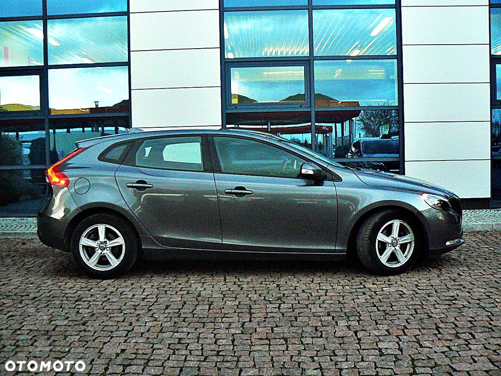 Volvo V40 CC D2 Kinetic - 12