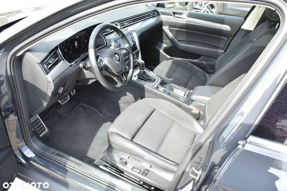 Volkswagen Passat 2.0 TDI SCR (BlueMotion Tech) 4Mot DSG Comfortline - 13
