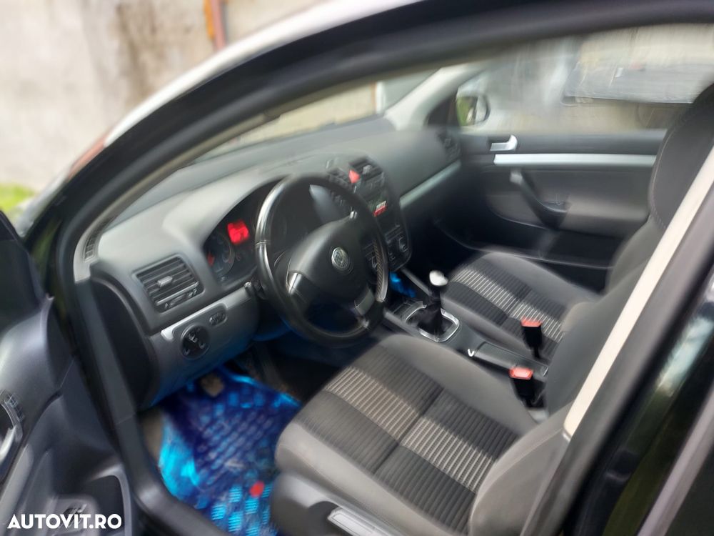 VOLKSWAGEN Golf 2009 — imagine 8