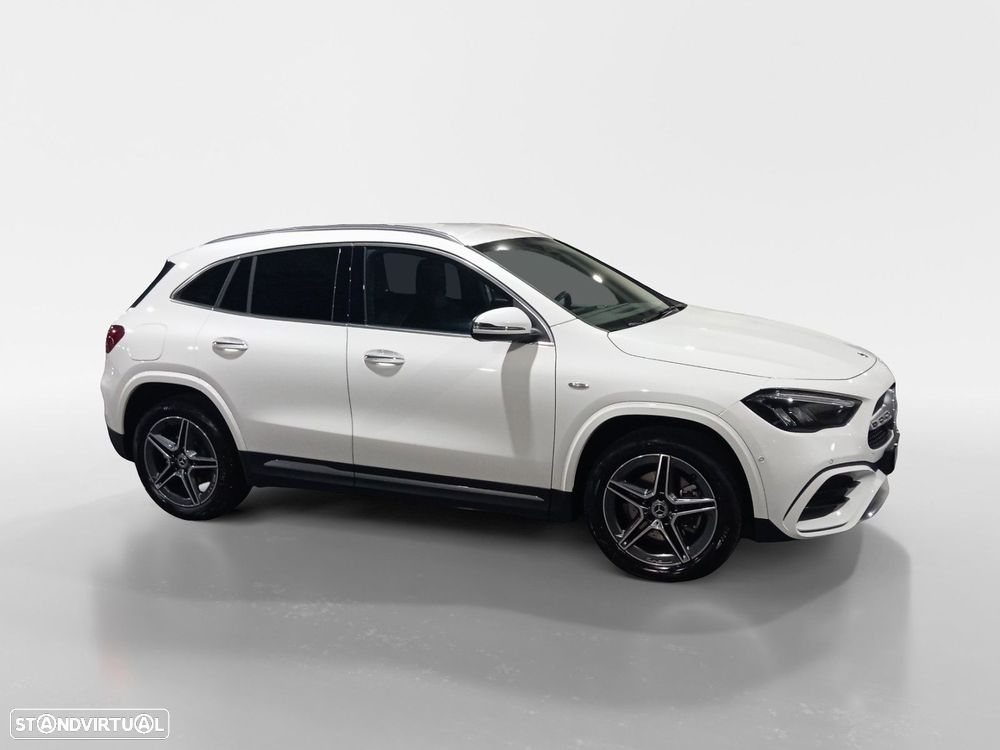 Mercedes-Benz GLA 250 e - 1