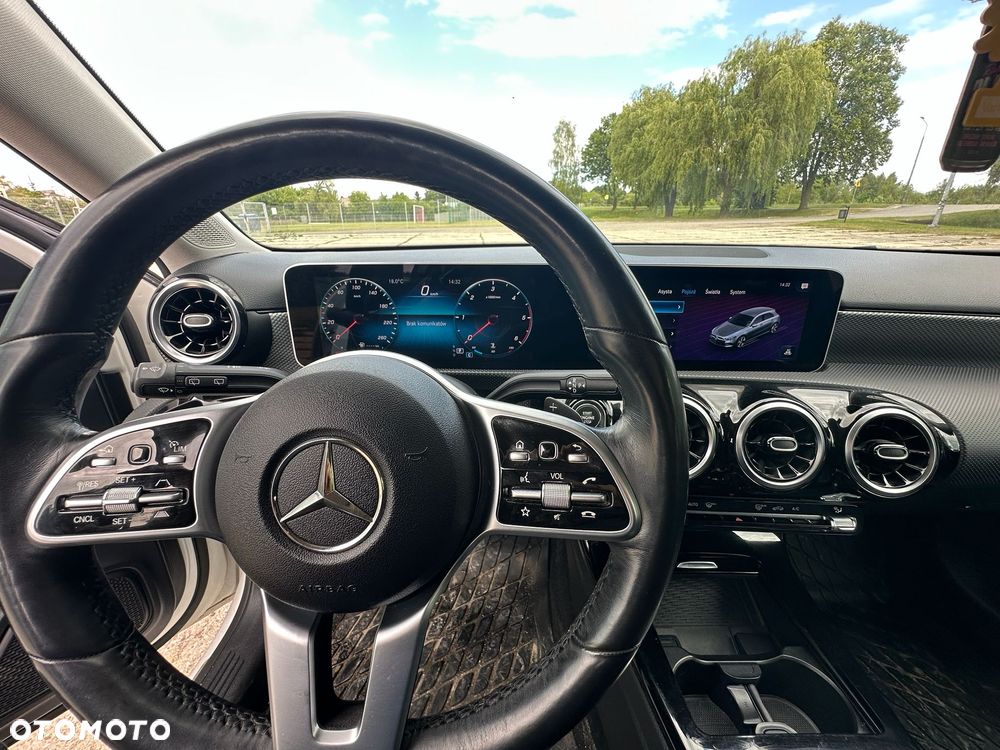 Mercedes-Benz Klasa A 180 d 7G-DCT - 23