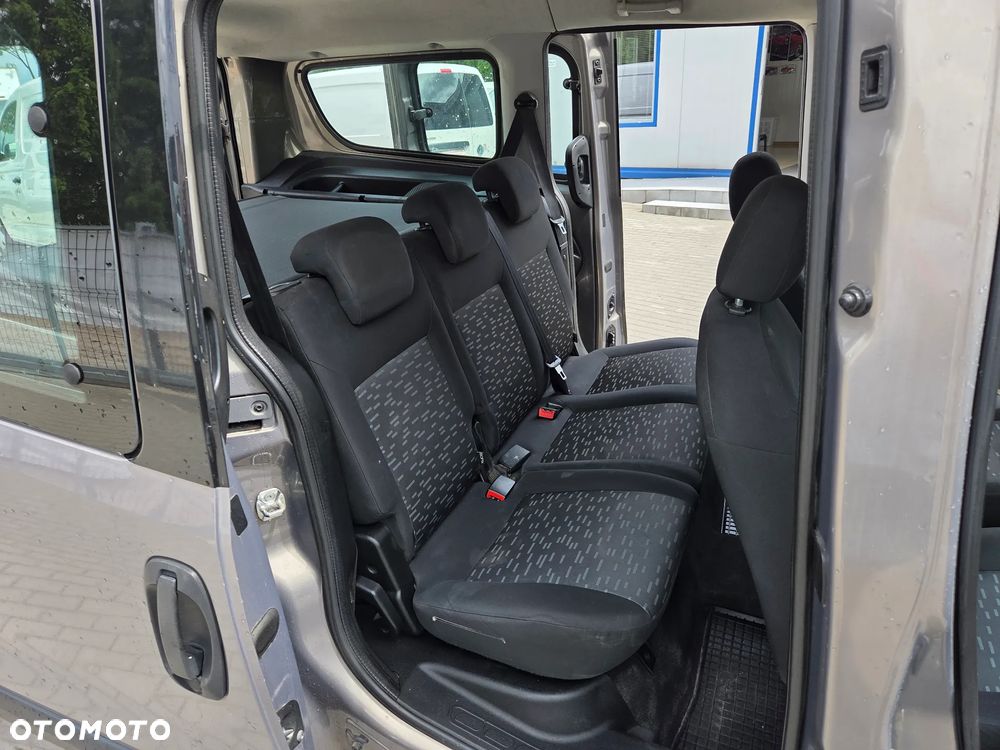 Opel Combo 1.6 CDTI Enjoy - 18