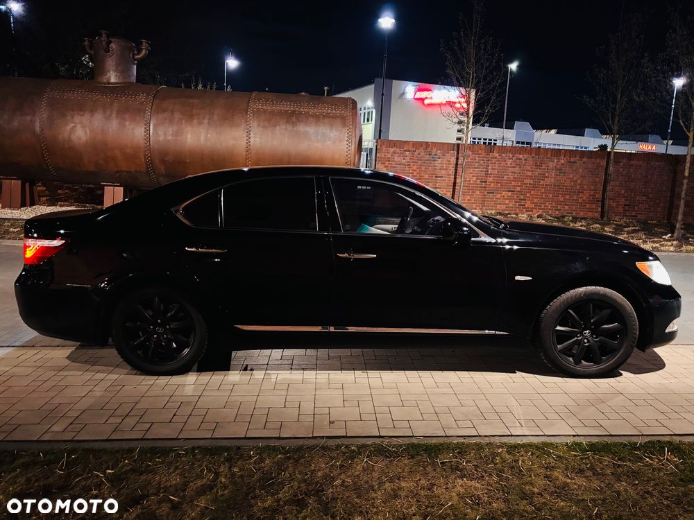 Lexus LS 460 - 5