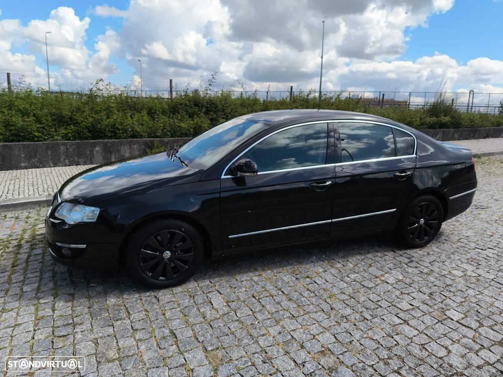 VW Passat 2.0 TDI Trendline BlueMotion - 2