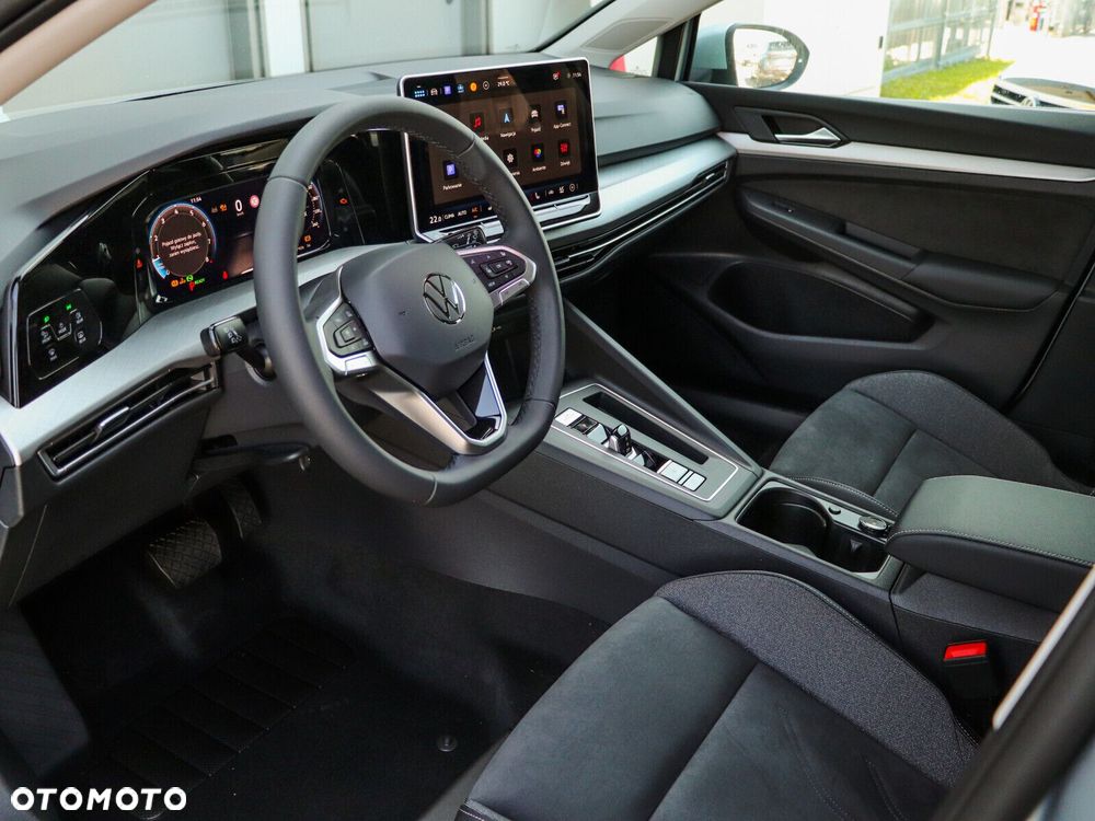 Volkswagen Golf - 9