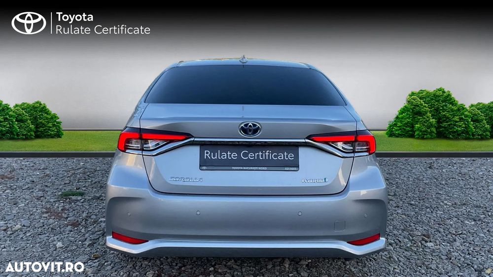 Toyota Corolla Sedan 1.8 HSD Dynamic - 2