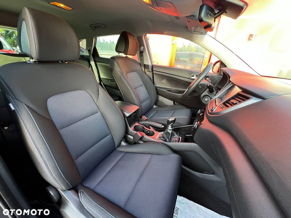 Hyundai Tucson blue 1.6 GDi 2WD Passion - 19