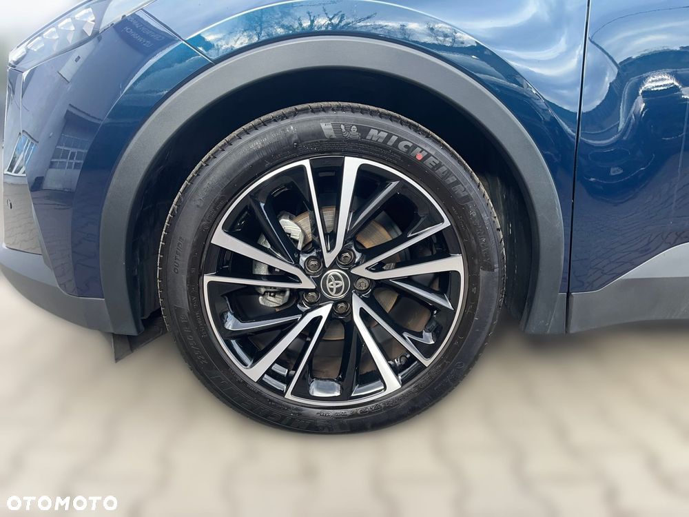 Toyota C-HR - 8