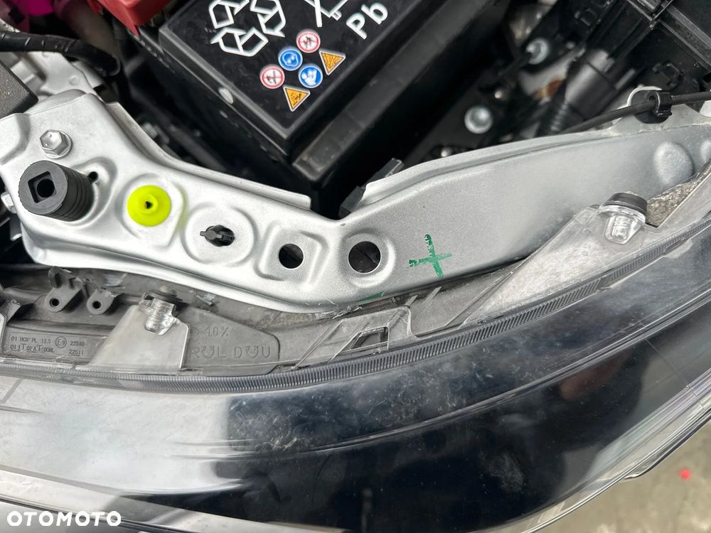 Toyota Corolla 1.8 Hybrid Comfort - 27