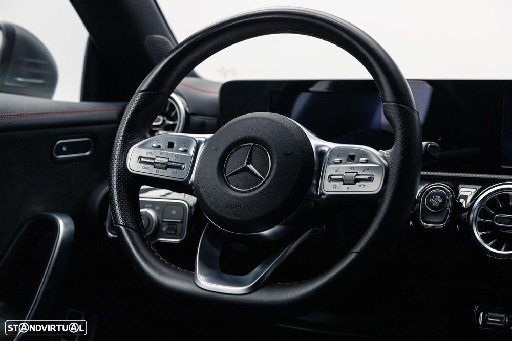 Mercedes-Benz CLA 250 e Shooting Brake AMG Line - 22