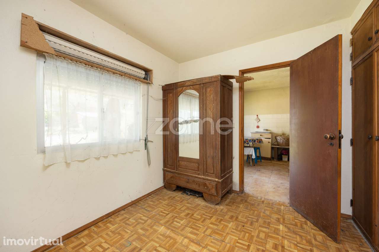 Moradia térrea T1 || Lote com 1590m2 || Santiais, Alb. Doze - Grande imagem: 4/24