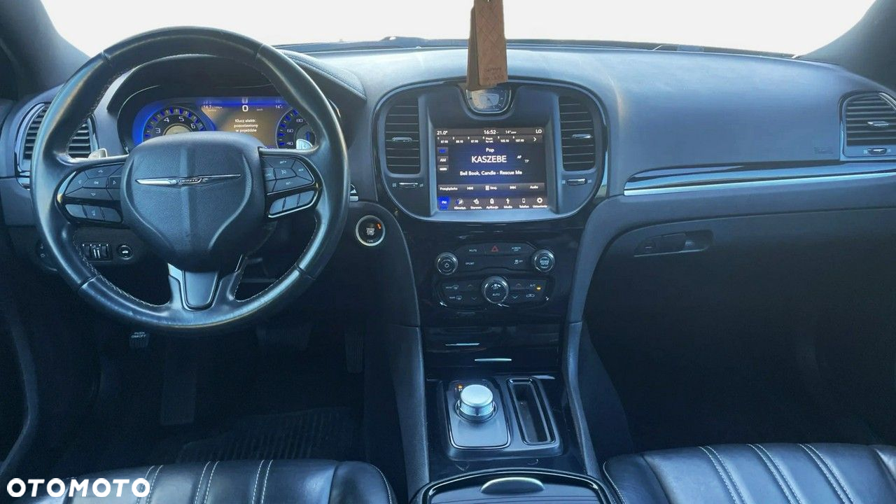 Chrysler 300C - 7