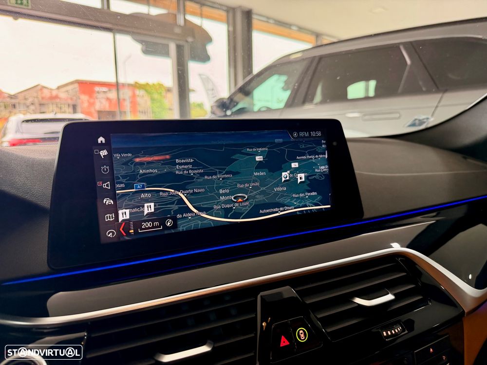 BMW 530 e iPerformance Pack M - 21
