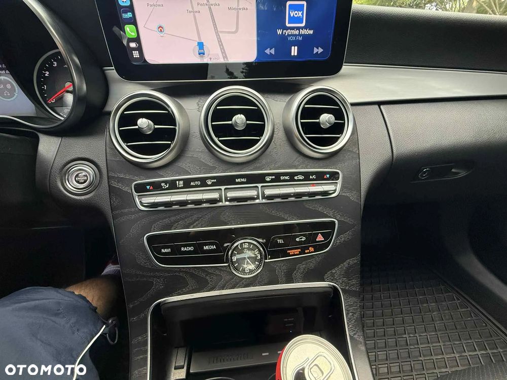 Mercedes-Benz Klasa C 300 4Matic 9G-TRONIC Avantgarde - 5