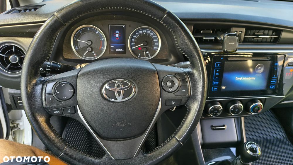 Toyota Corolla 1.4 D-4D Comfort - 34
