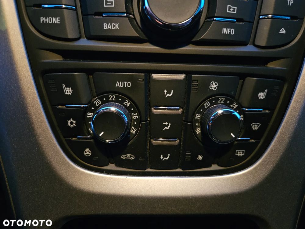 Opel Astra 1.7 CDTI Cosmo - 21