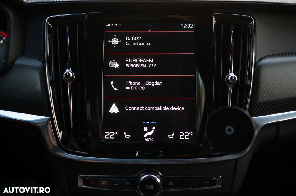 Volvo S90 D5 AWD R-Design - 28