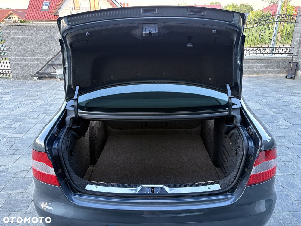 Skoda Superb 1.8 TSI Elegance - 11