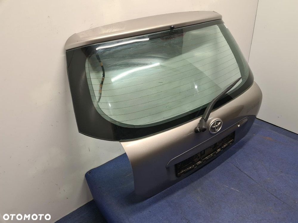 TOYOTA COROLLA  E12 1.4 D-4D TYLNA KLAPA BAGAŻNIKA - 4