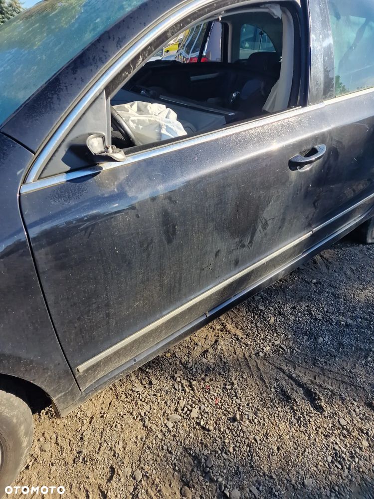 Drzwi lewy przód skoda superb II w kolor 9910 - 1