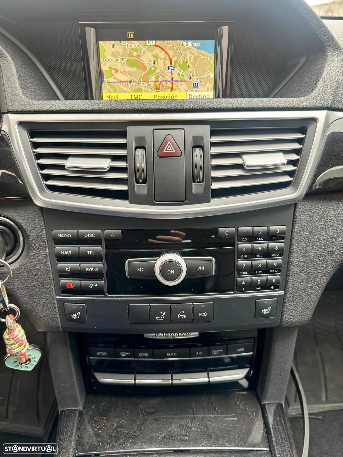 Mercedes-Benz E 220 BlueTEC Avantgarde Auto. - 19