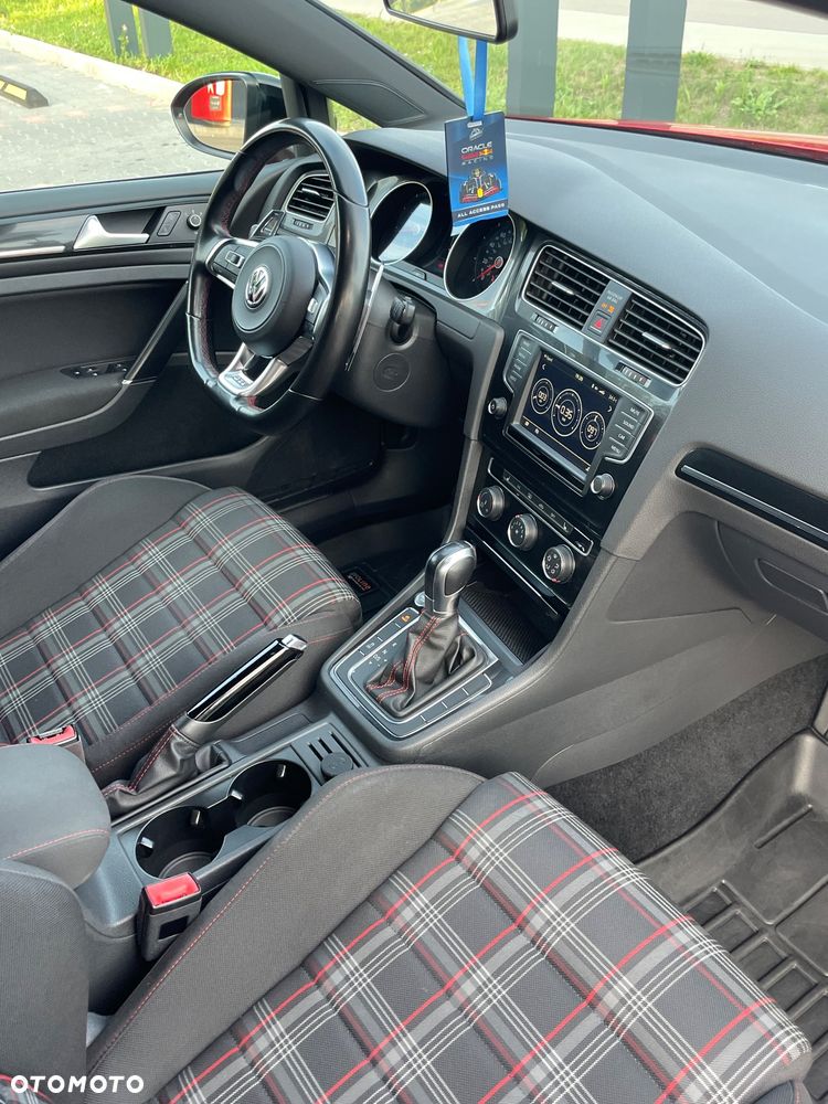Volkswagen Golf GTI Performance BlueMotion Technology DSG - 20