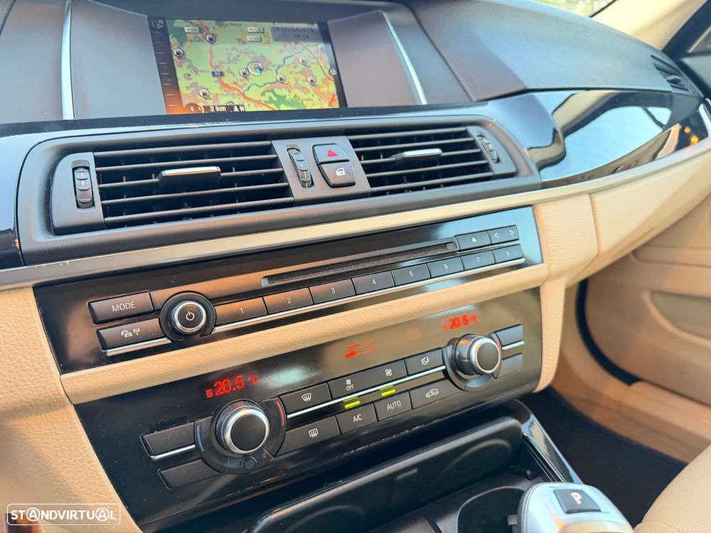BMW 520 d Auto - 19