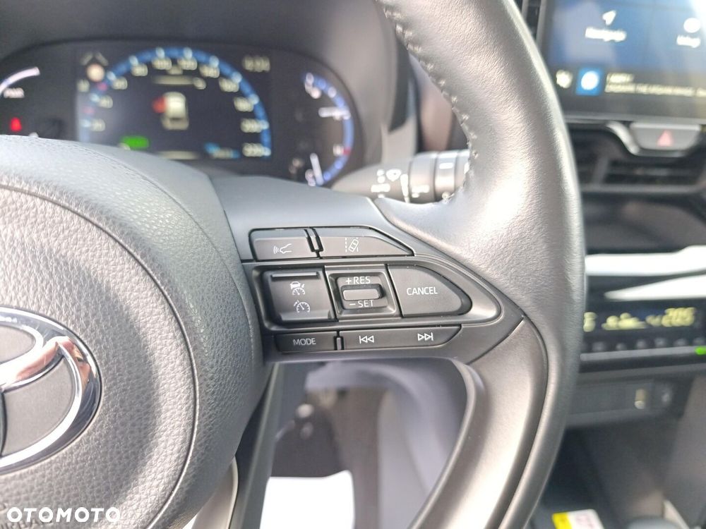 Toyota Yaris Cross - 25