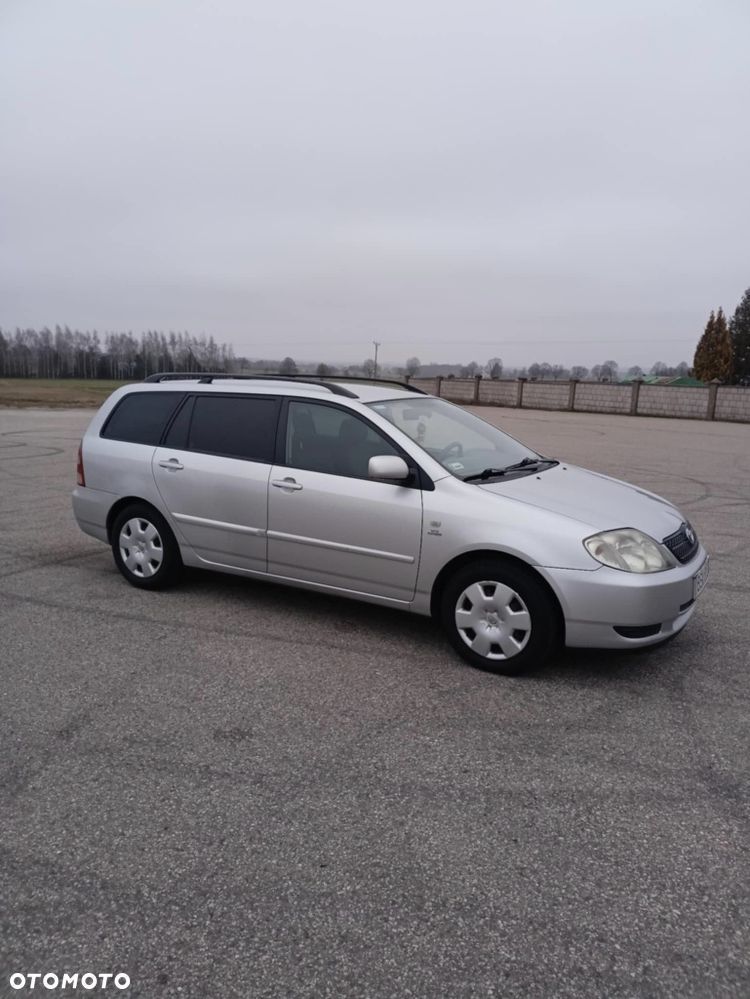 Toyota Corolla - 1