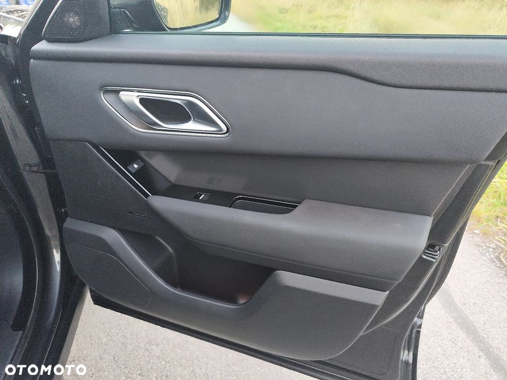 Land Rover Range Rover Velar 3.0 D300 mHEV R-Dynamic SE - 30