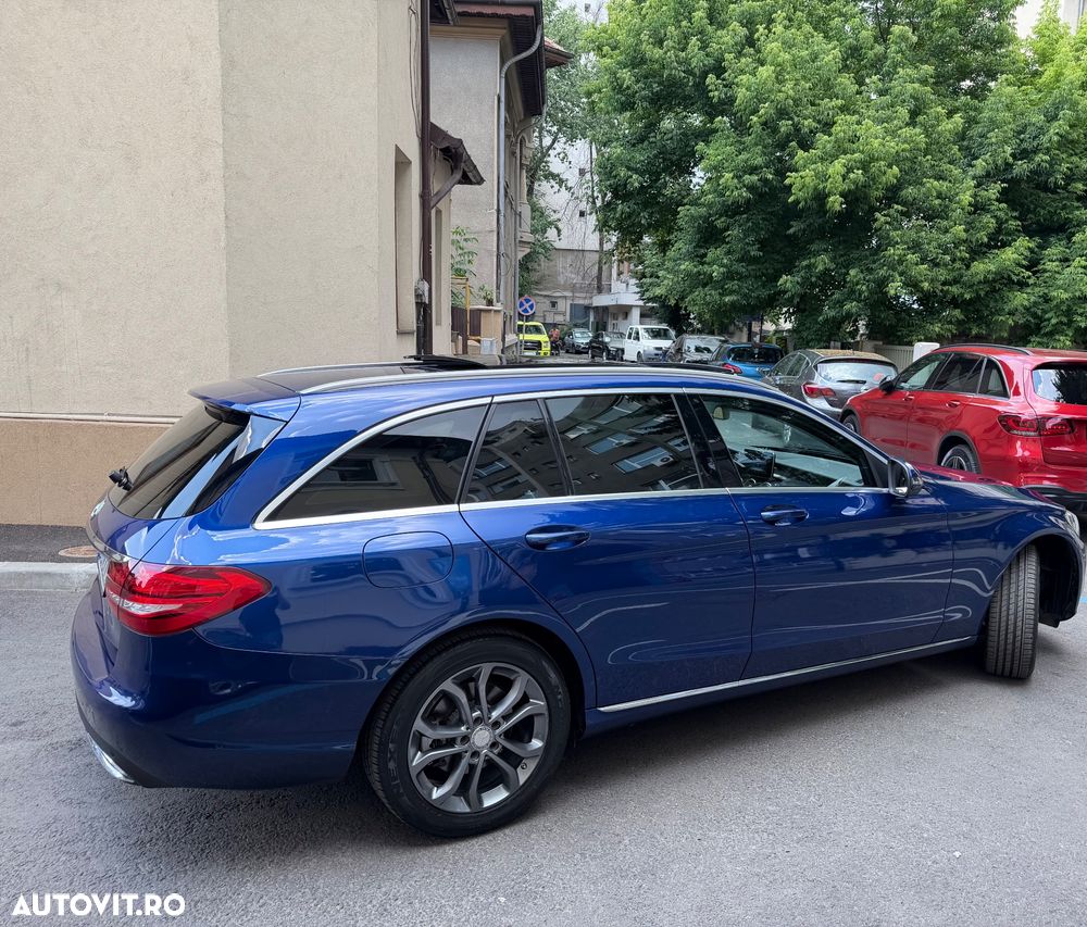 Mercedes-Benz C 220 d 4Matic 7G-TRONIC Avantgarde - 3