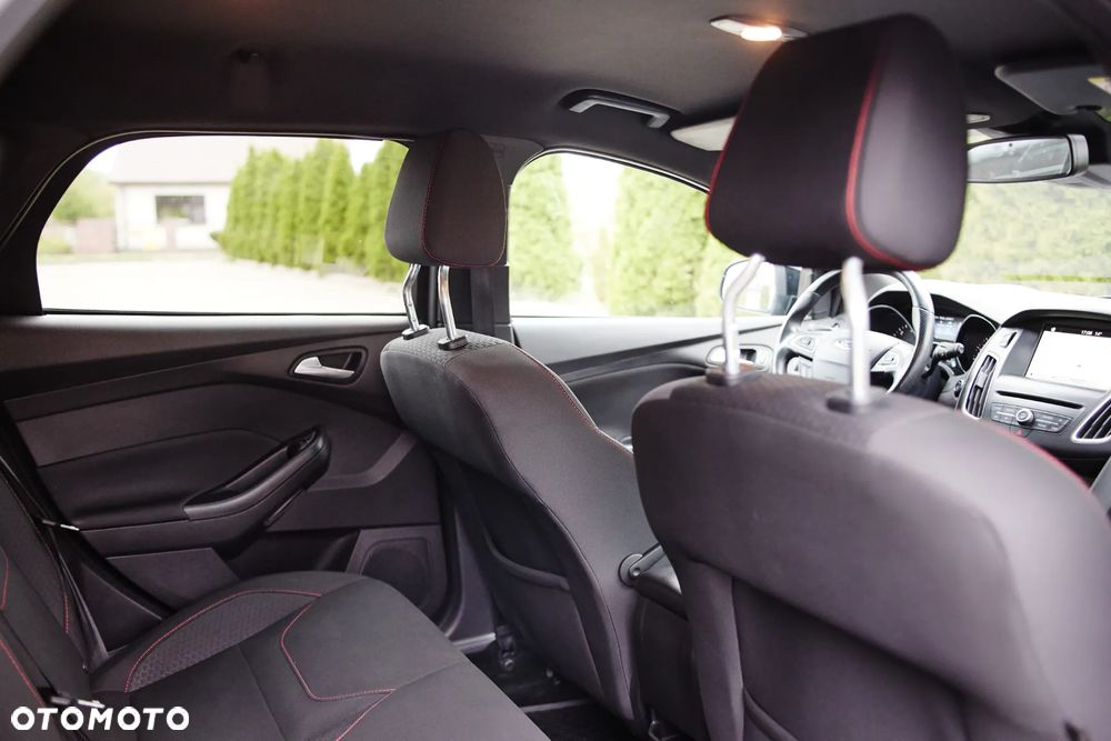 Ford Focus 2.0 TDCi ST-Line Black ASS - 27